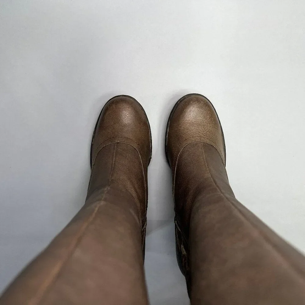 Born Women's Size 6 Tall Brown Leather‎ Buckle Strap Heeled Riding Boots